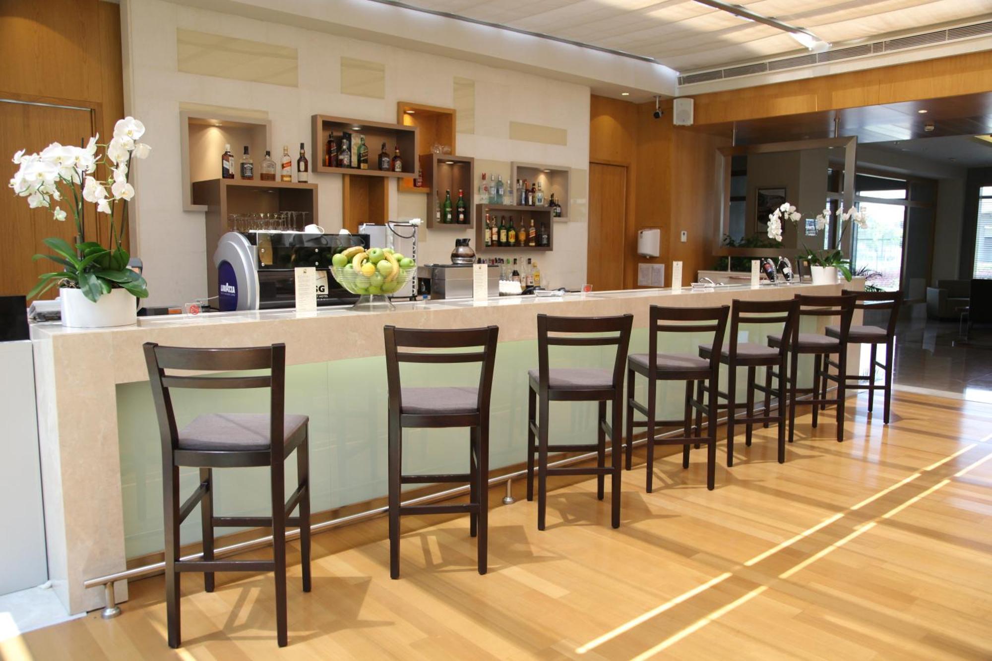 Isg Sabiha Goekcen Airport Hotel — الصور 2